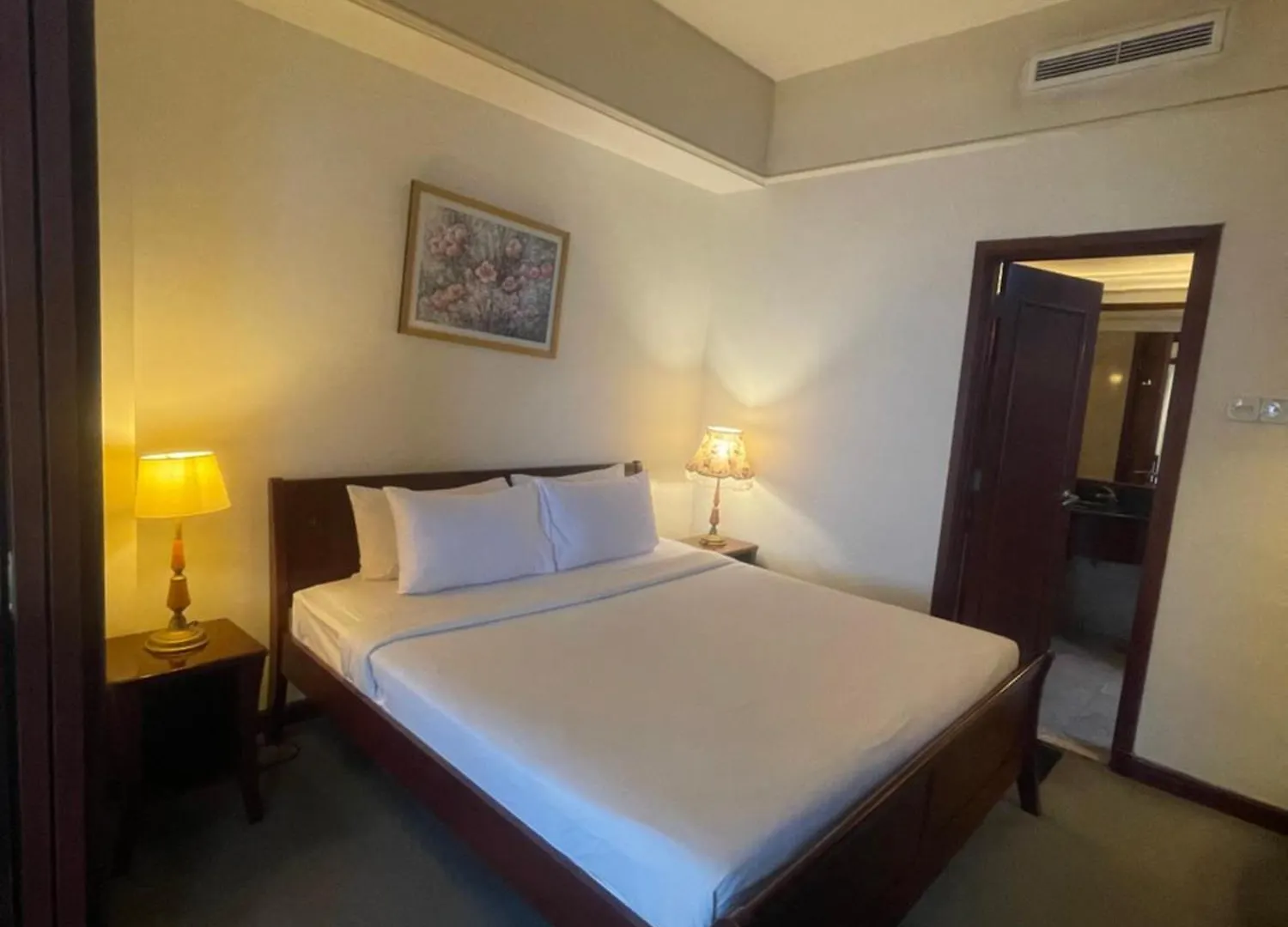 Kl Ramlee Service Suite Times Square Kuala Lumpur