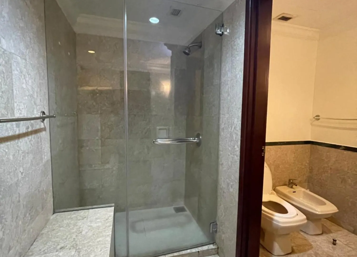 Kl Ramlee Service Suite Times Square Kuala Lumpur